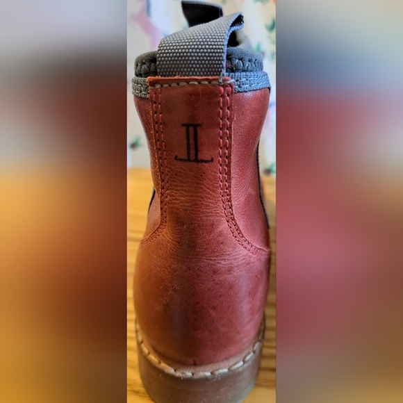 NWOT Lucchese Chelsea Burgundy Leather Casual Cowboy Western Winter Boot SZ 8.5 - Picture 7 of 11